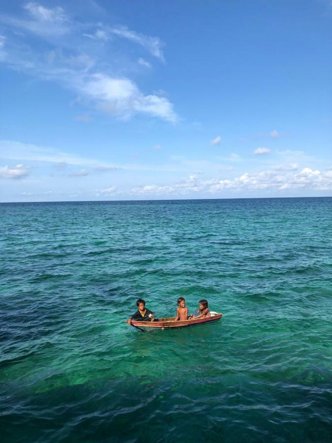 Spheredivers Scuba & Leisure Mabul Island Екстер'єр фото